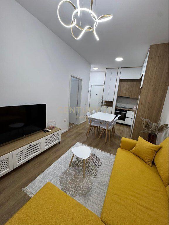 KOMPLEKSI MANGALEM, APARTAMENT 1+1 PER QIRA