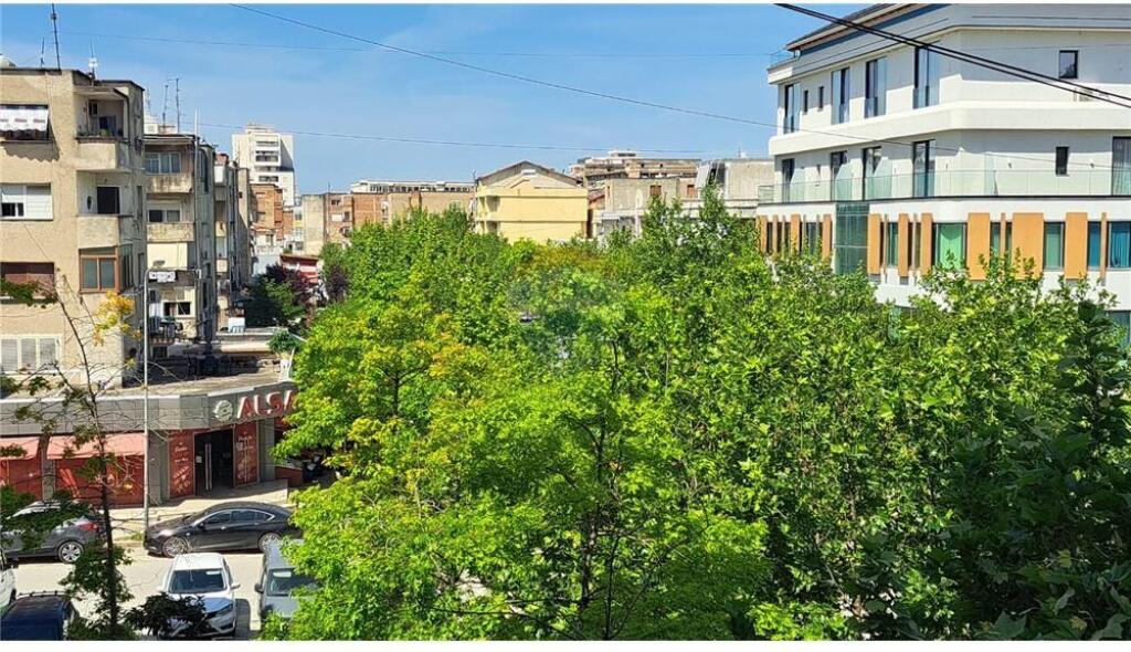 SUPER OCCASIONE nel Cuore di Valona!