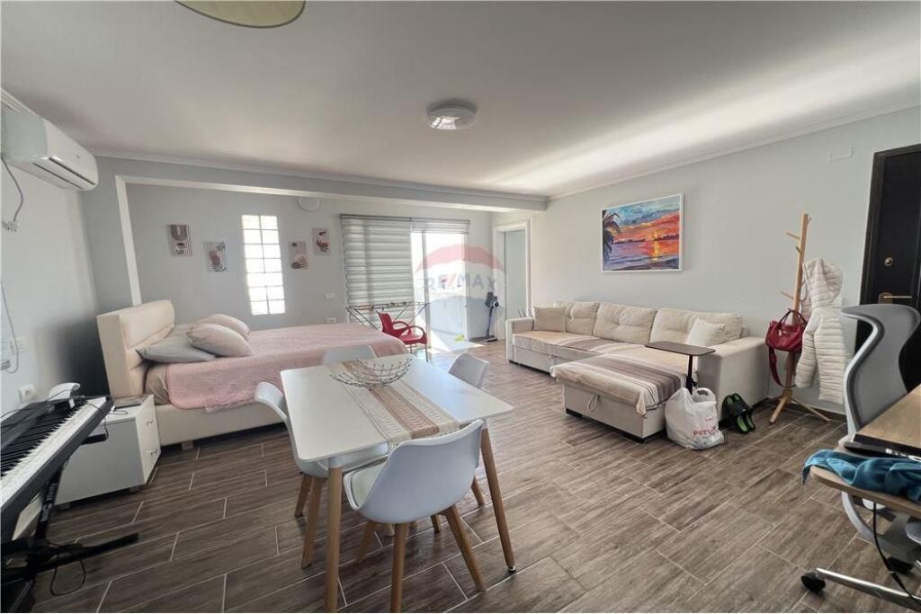 Attico Unico a Skele, con Terrazza Gigantesca e Vista Mozzafiato sul Mare!