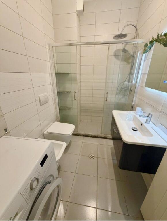 APARTAMENT ME QERA 2+1 KOMUNA E PARISIT 75.000 LEKE