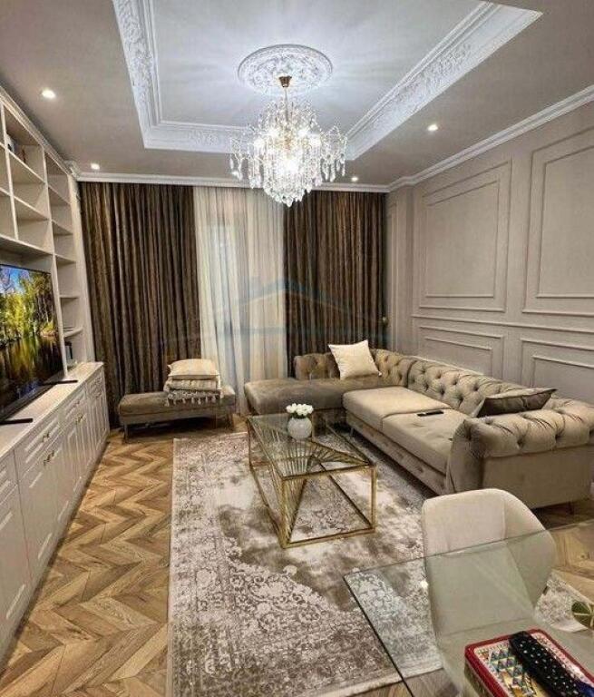 In vendita, Appartamento 2+1+Posto Auto, Piazza 21, Via Kavaja, Tirana