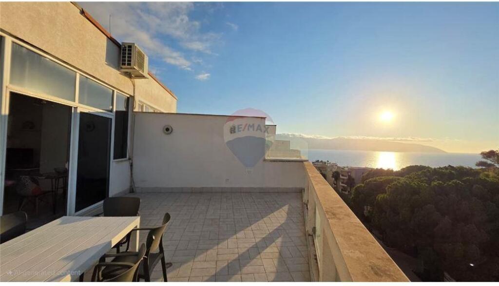 PENTHOUSE CON VISTA PANORAMICA SUL MARE A UJI I FTOHTË, VLORË!