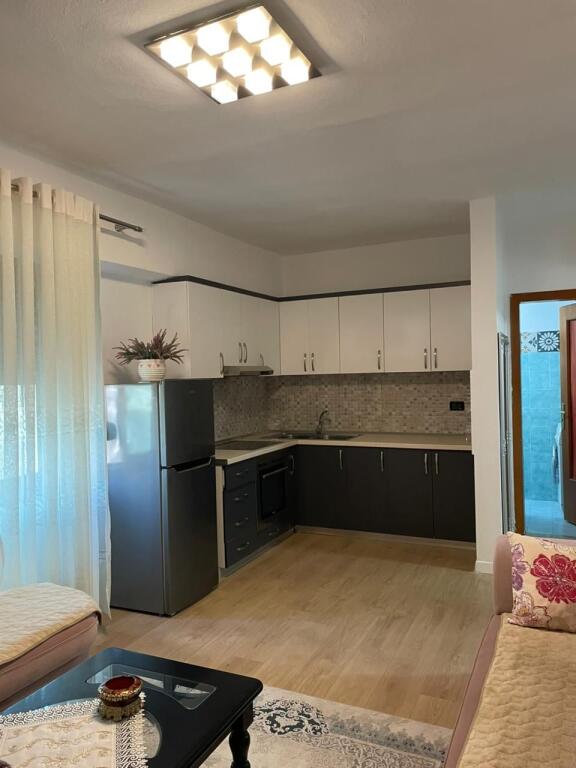🏡 APARTAMENT ME QERA 1+1 GLOBE STACIONI TRRENIT