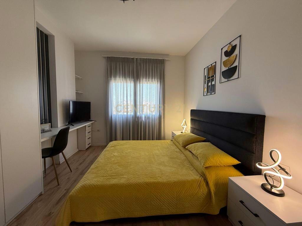 Offriamo un appartamento comodo in affitto 2+1+2 bagni vicino al nuovo ospedale maternità