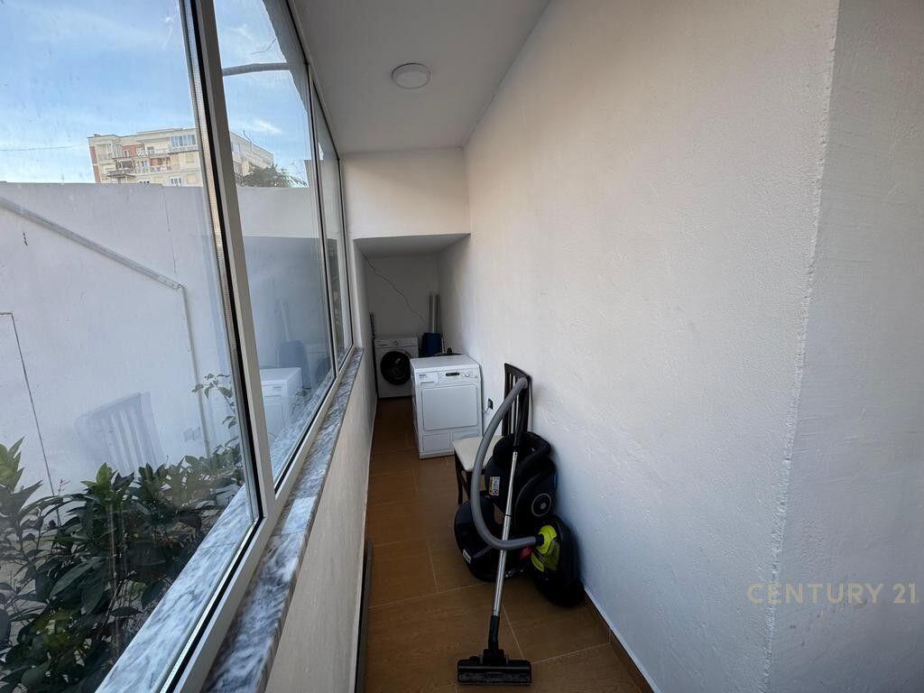 apartament 2+1 per qera te rruga e kavajes