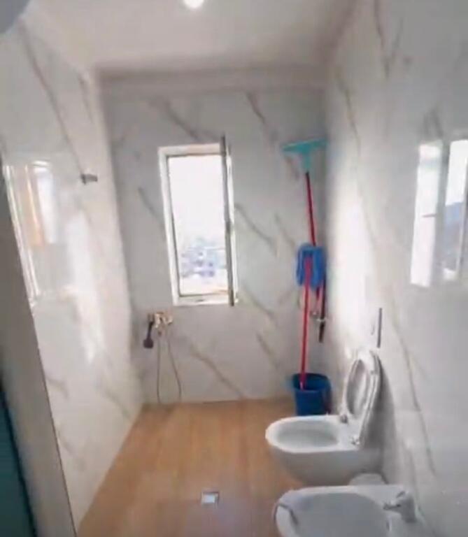 Apartment 2+1, Kombinat!