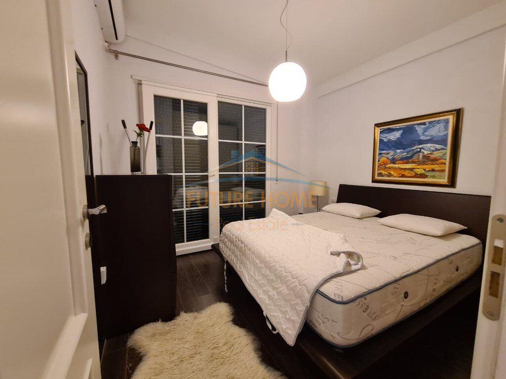 Qera,Vile tek Lura 1 Gjiri i Lalzit,Durres