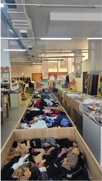 Negozio in affitto vicino a Nela 6