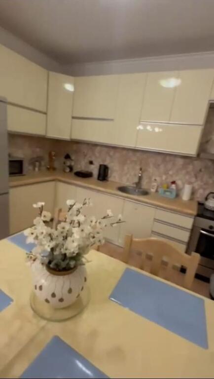 Super ap 3+1+2 tek shkolla baletit