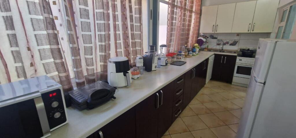 Shitet shtepi private ne qender te Tiranes