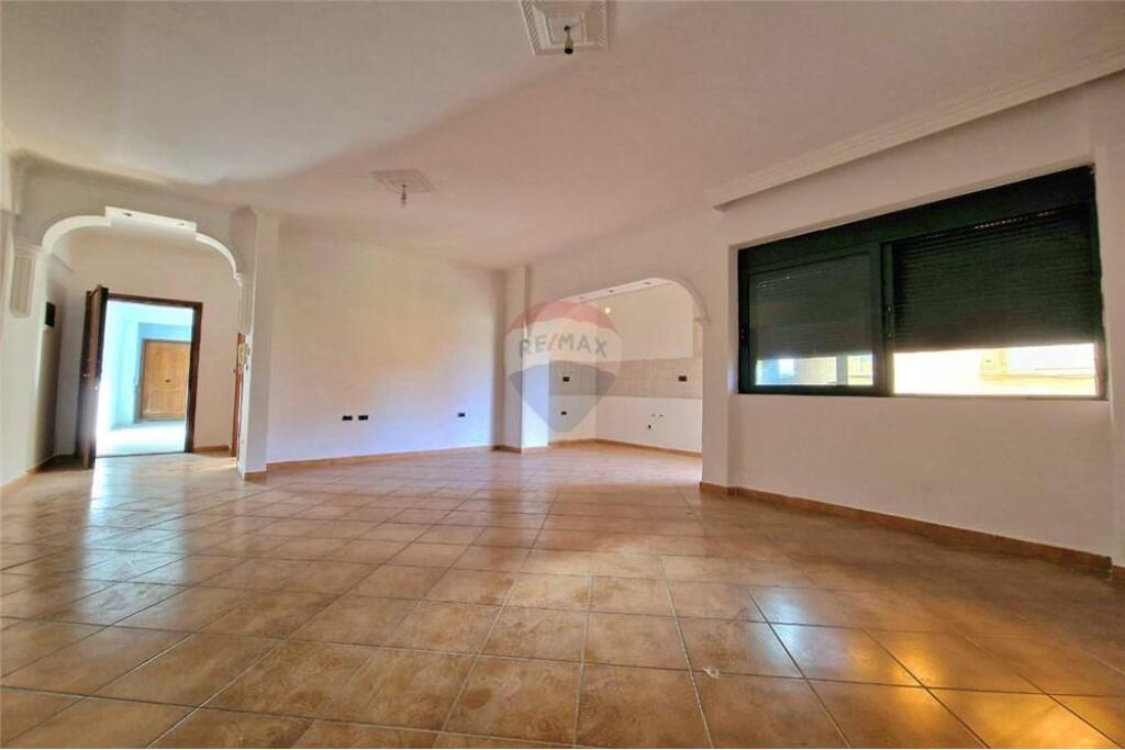 SUPER OCCASIONE nel Cuore di Valona!