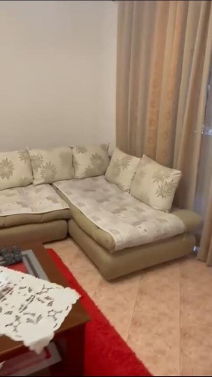 Super ap 3+1+2 tek shkolla baletit