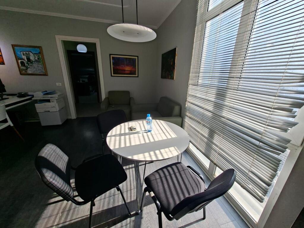 UFFICIO IN AFFITTO EX ESPOSIZIONE 700 EURO