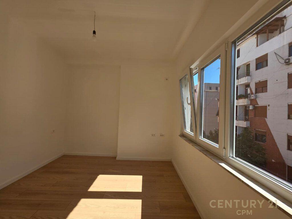 Shitet Apartament 1+1 – Rr. Margarita Tutulani (pranë Rrugës së Kosovarëve)