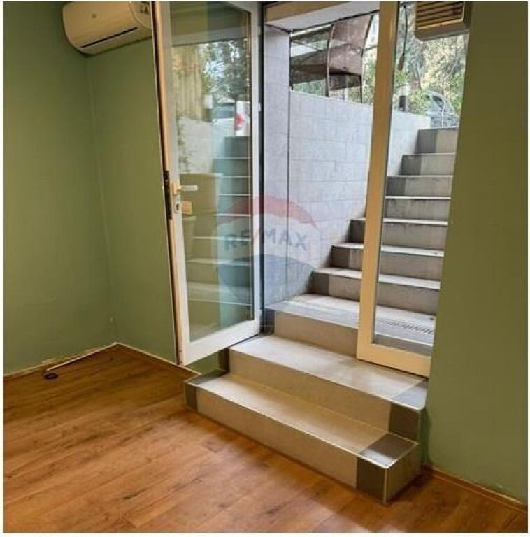 Locale in Affitto Viale Gjergj Fishta