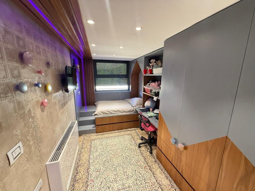 Appartamento Duplex in affitto 3+1 Presso il Lago Secco (ID B230151) Tirana