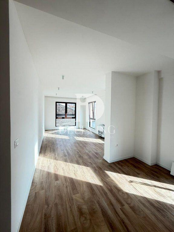 Office space for rent in Myslym Shyri