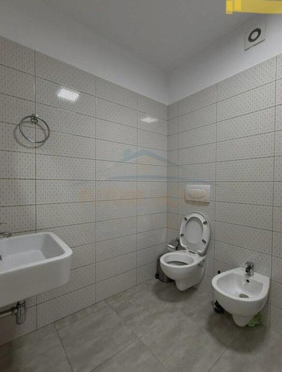 Qera, Apartament 1+1 Rruga Siri Kodra, Rezidenca Siri