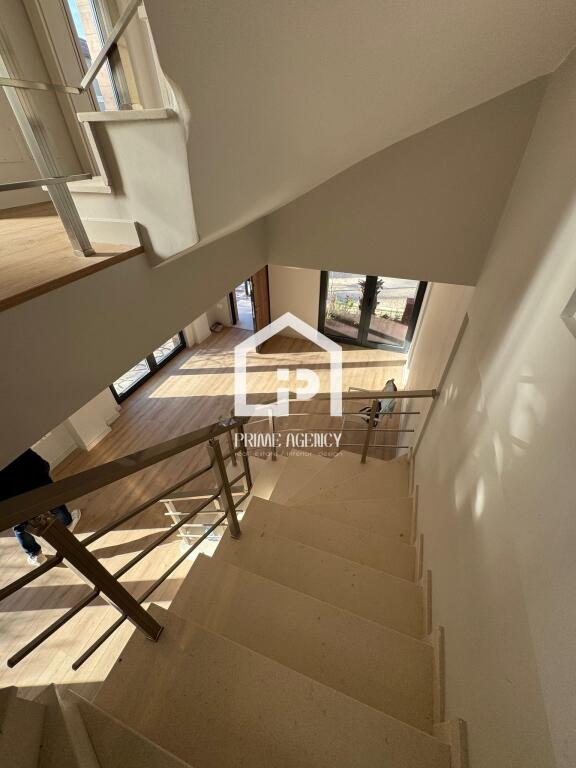 SHITET : SUPER VILE 2 KT / ZONA : GOLEM/ RRUGA VIENA📍