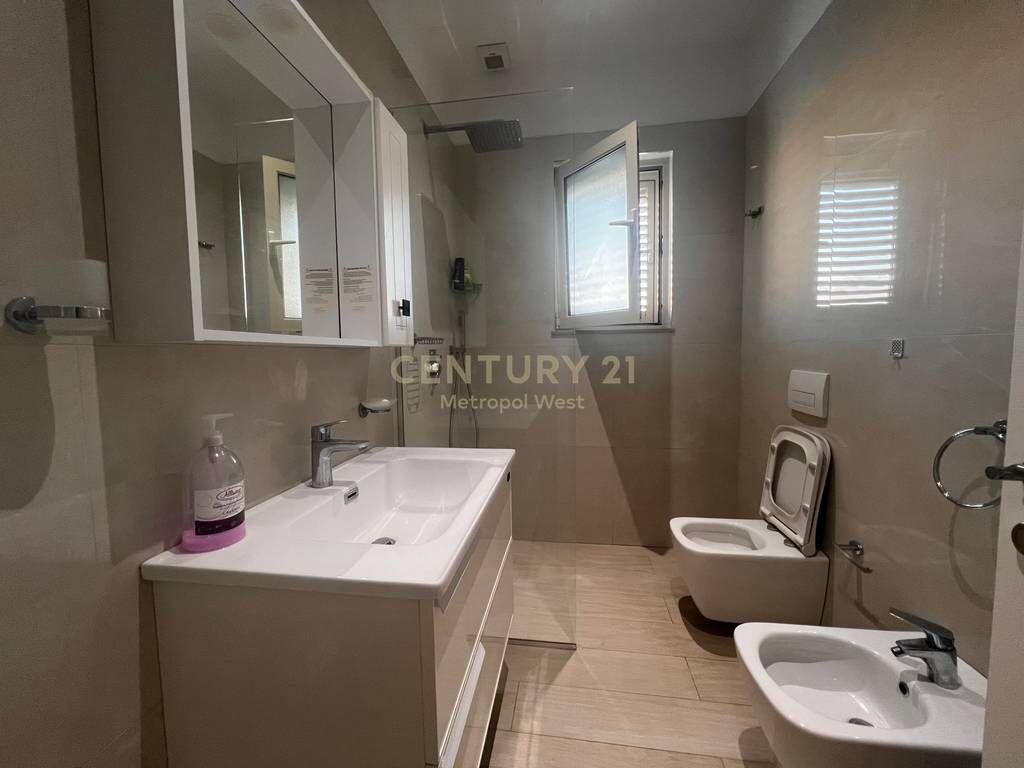 APARTAMENT 2+1 ME QIRA – 21 DHJETORI