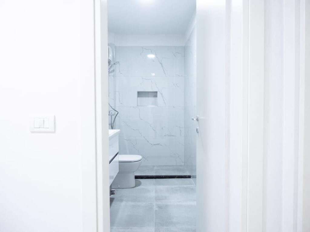 OFFICE FOR RENT 90 M2 WILLSON SQUARE 1000 EURO