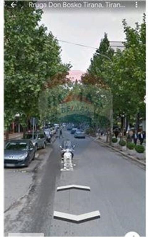 SHITET AMBIENT KOMERCIAL 100 m2 TE DON BOSKO