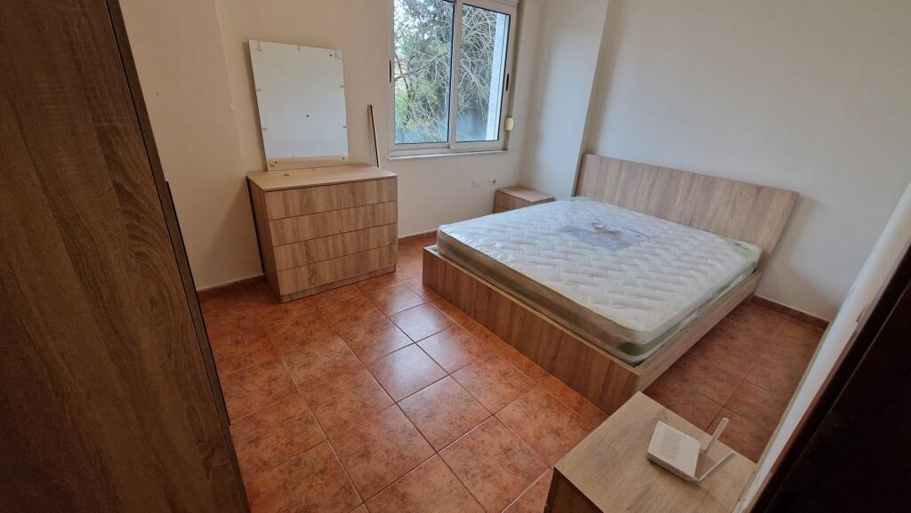 🏡 Appartamento 1+1 in Affitto – Via Kavajës