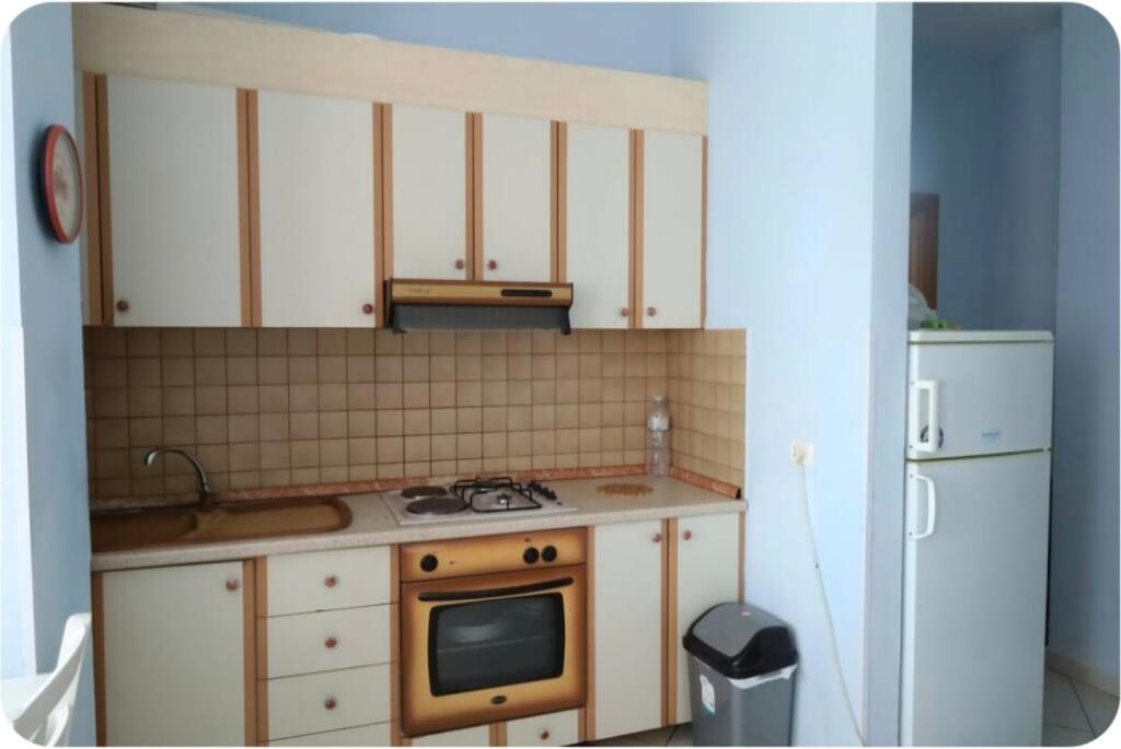 JEPET ME QERA SUPER APARTAMENT 1+1 ME PQMJE DETI NE PLAZH DURRES