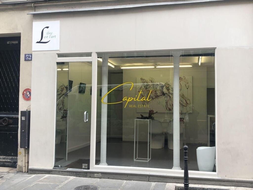 DYQAN ME QERA 17 M2 RRUGA BARDHYL 35.000 LEKE