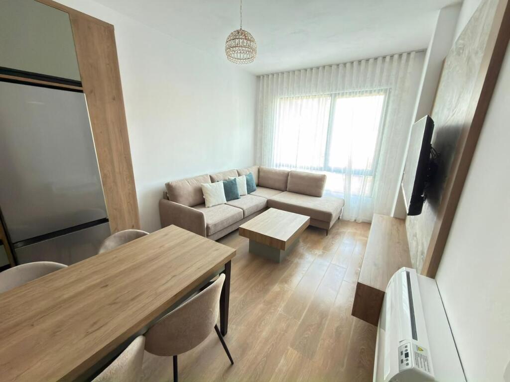 🏡 Qira apartament 1+1📍 Rruga 5 Maji, Tiranë💶 Çmimi: 500 € / muaj