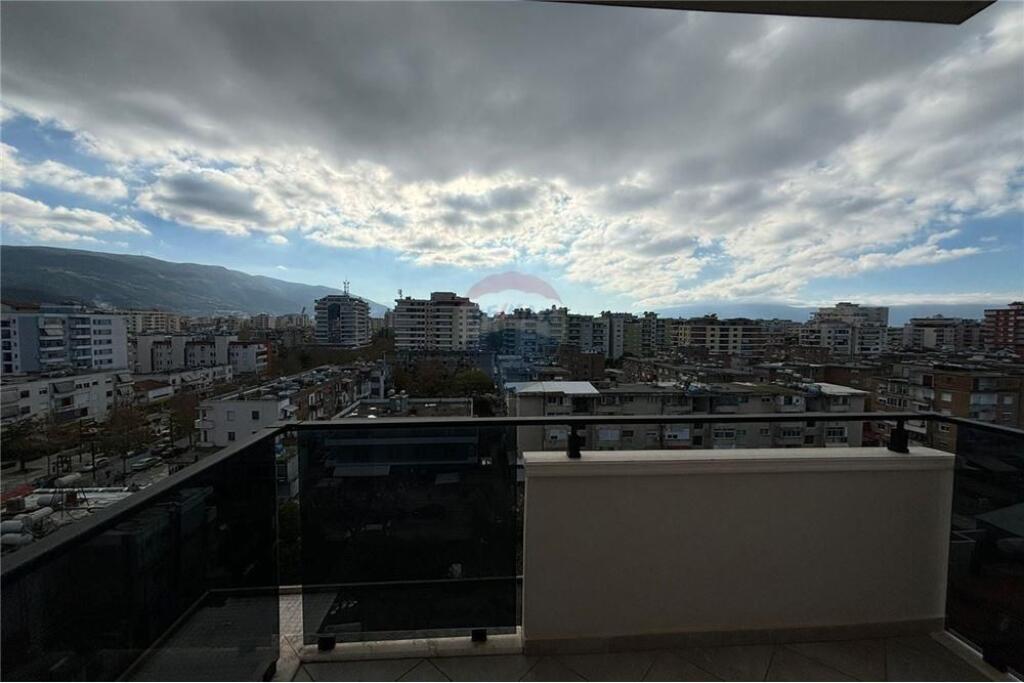 Apartament 2+1+2 me Qira