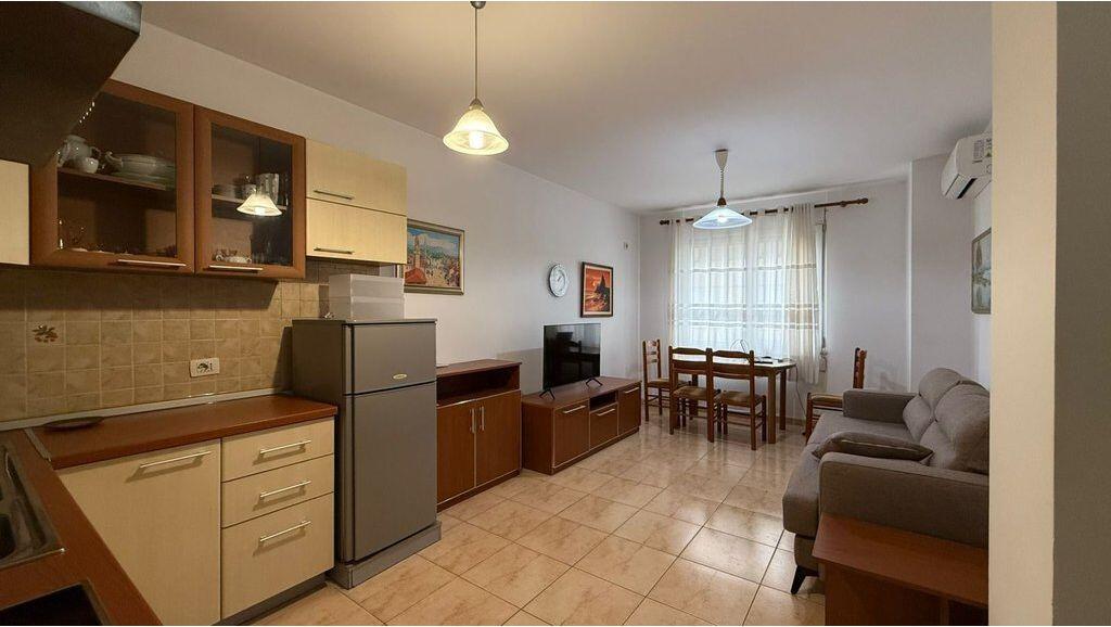 APARTAMENT 1+1 ME QIRA – RRUGA BOGDANËVE