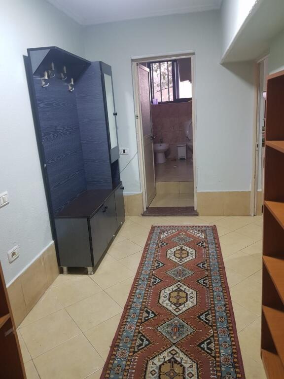 Jepet me qira 2+1 - Myslym shyr