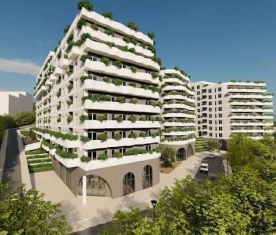 Shitet 1+1 Aluna Paskuqan