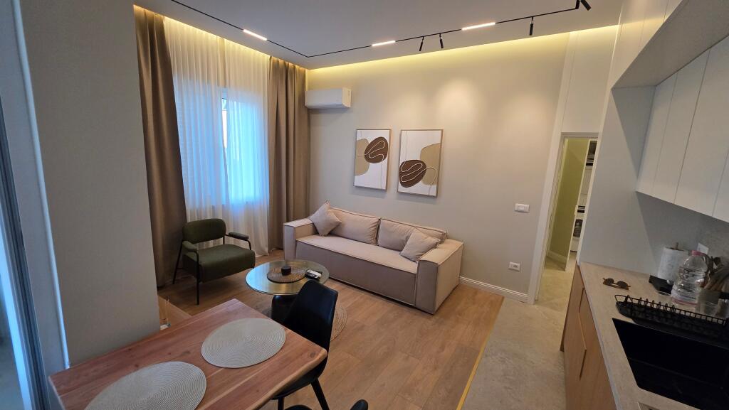 Appartamento 1+1 in affitto in via Barrikadave