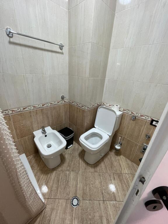 ✨Jepet me Qira Apartament 1+1+Ballkon | 📍Rruga 4 Dëshmorët | 💸PARAPAGIM 1 VIT
