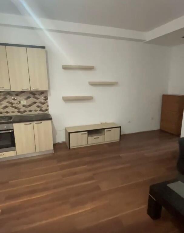 Apartment 1+1, Dry Lake!