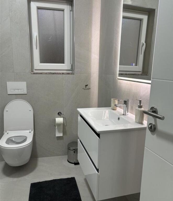 APARTAMENT ME QERA 1+1 ALI DEMI 45.000 LEKE