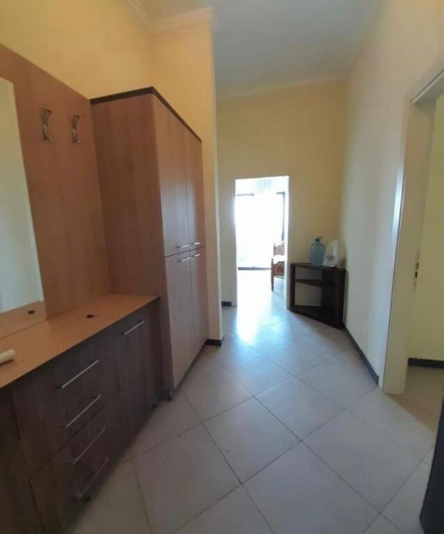 Jepet me qira apartament 2+1+2 Ne Astir