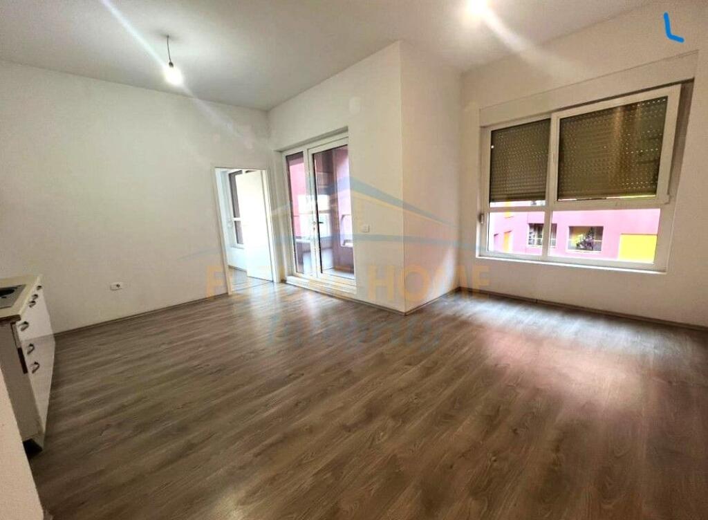 Shitet, Apartament 1+1, Kompleksi Mangalem, Tiranë