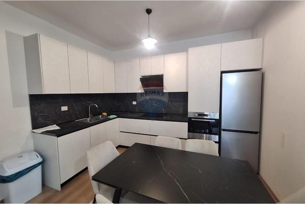 Apartament me qera 2+1 tek Don Bosko