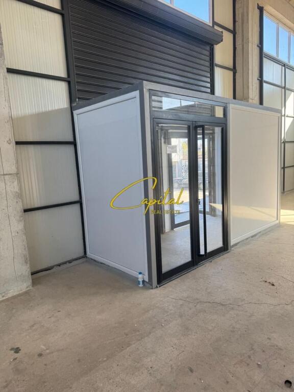 MAGAZINE ME QERA 2.900 M2 KASHAR 13.000 EURO