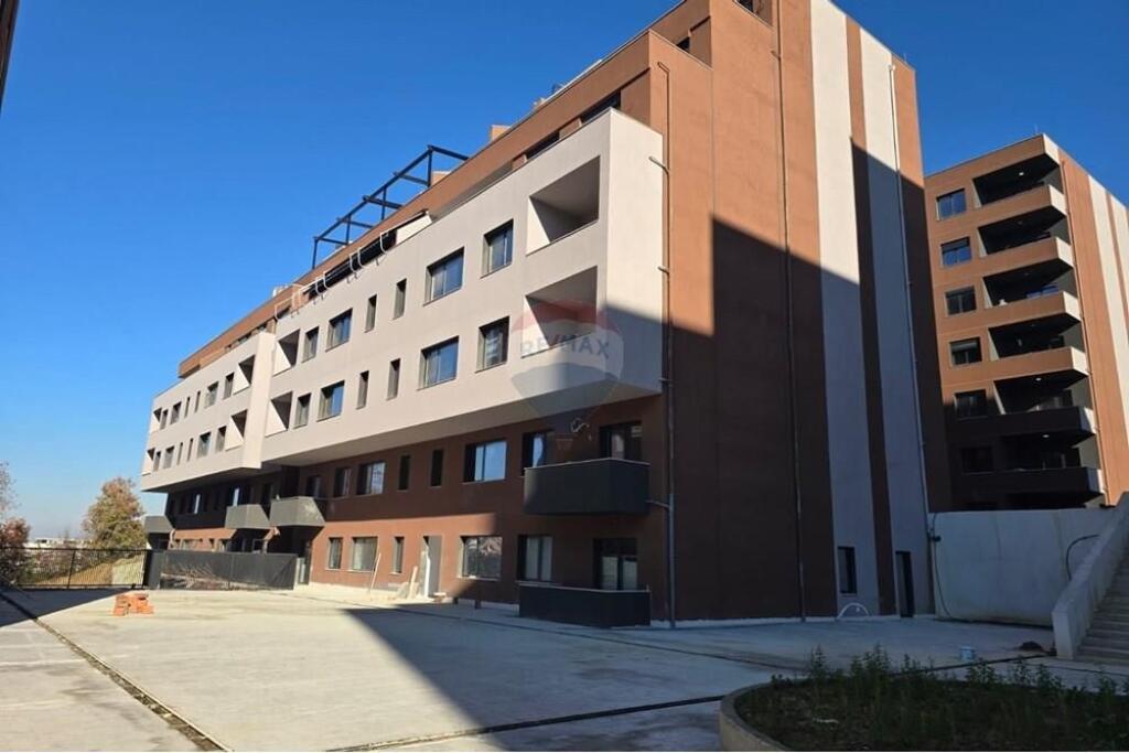 2+1 apartment for sale on Elbasani Street