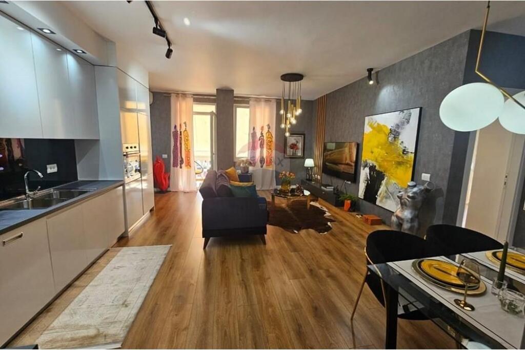 Apartament luksoz 1+1 per shitje tek 21-Dhjetori!