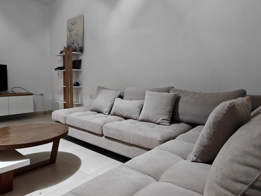 Jepet me qira apartament 1+1 i mobiluar – Allias