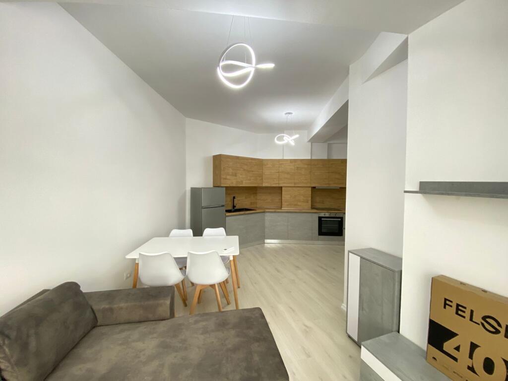 JEPET ME QIRA 2+1+1 ASTIR 55.000 LEKE