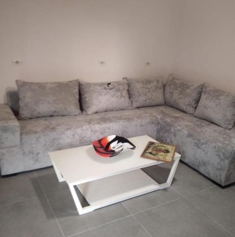 APARTAMENT ME QERA 1+1 PORCELAN 40.000 LEKE