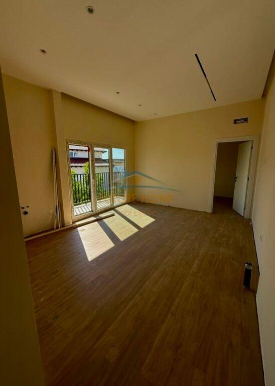 In vendita, Appartamento 1+1, Ali Dem, Tirana.