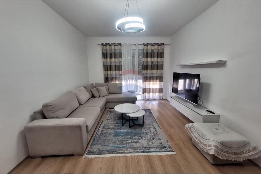 Apartament me qera 2+1 tek Don Bosko