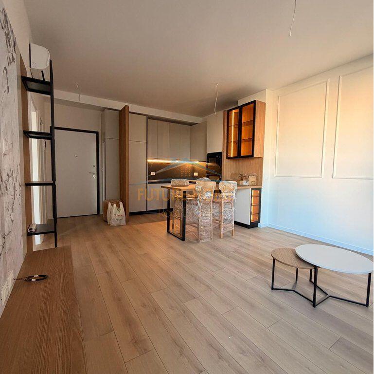 Affitto, Appartamento 1+1, Comune di Parigi, Tirana.